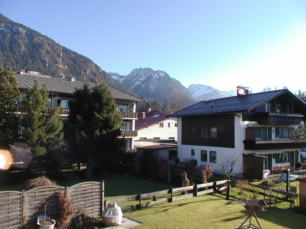 Alpenflair Ferienwohnungen Gaestehaus Tepferdt Oberstdorf Exterior foto